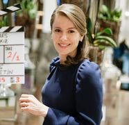 Burcu Biricik, actrița care joacă rolul principal Nalan în noul serial "Fata de la fereastră", apariție emoționantă în postura de mămică